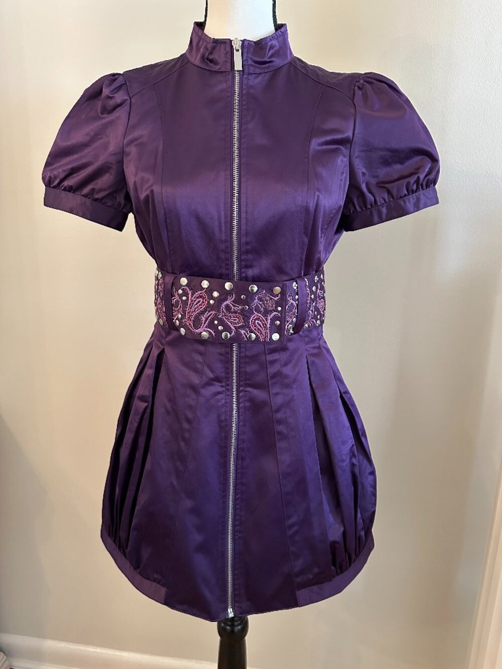 NWT Bebe Purple Stud Embroidered Belt Puff Sleeve Mini Dress